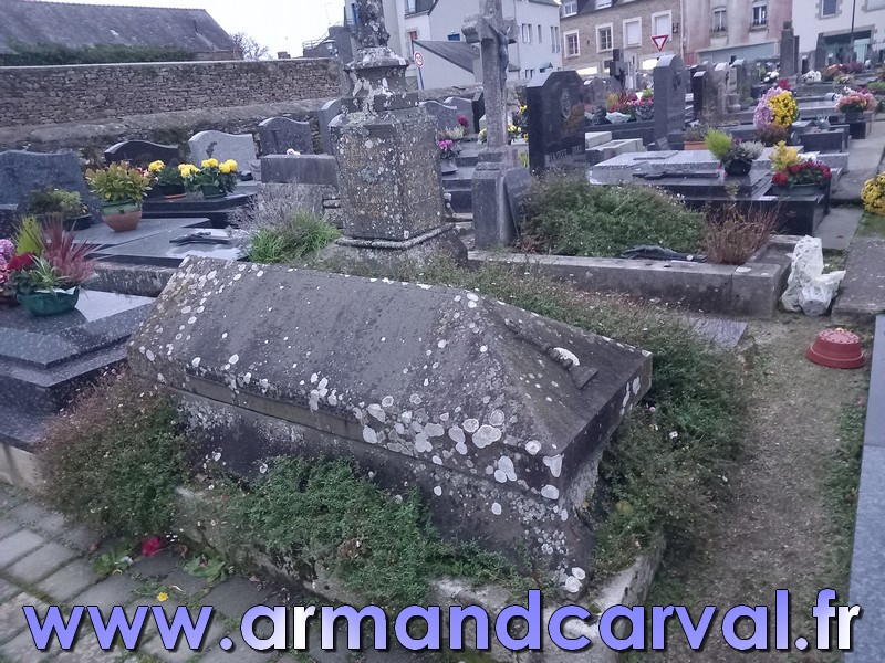 Tombe 1 Plonéour-Lanvern