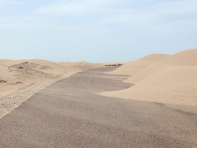 Route au Sahara Occidental