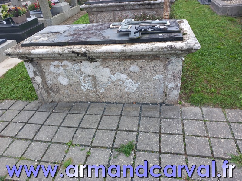 Tombe 1 Plonéour-Lanvern